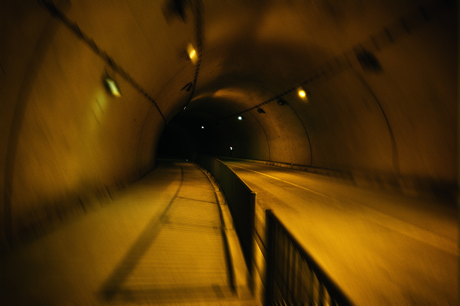 16 WIA2024045D3131